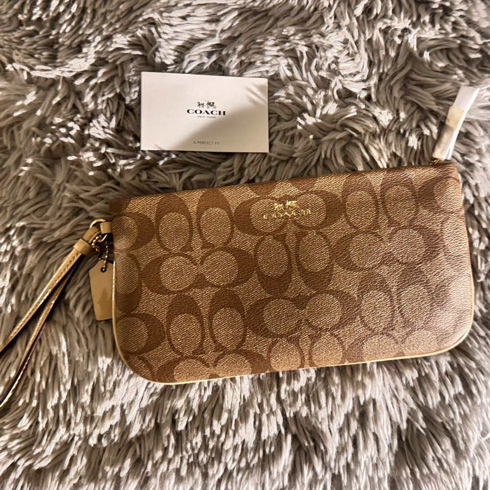 Coach Brown Signature Wristlet - Picture 5 of 5